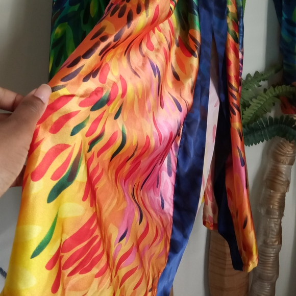 Dreaming Silk Kimono - Picture 7 of 14